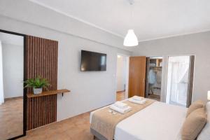 ANGELOS RESIDENCE - Spacious Holiday House in Rhodes - Families & Groups