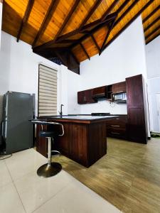 Lake side villa battaramulla