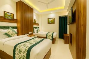 The W H I T E Amritsar