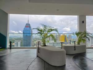The Luxury Majestic Suites By The CasaStay