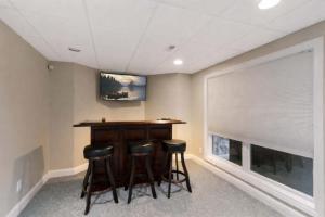 Lakefront - Home Theater, Pool Table