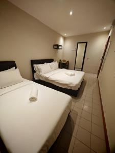 Swing & Pillows - Damansara Uptown, Petaling Jaya