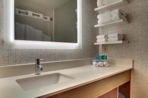 Standard Room room in Holiday Inn Express & Suites - Lincoln East - White Mountains an IHG Hotel