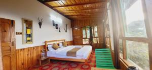 Himalayan pahadi palace