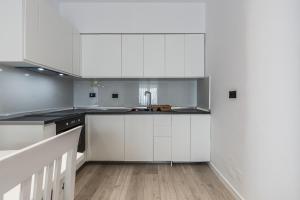 Meteora Seaview Apartment By PS