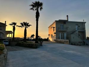 Altamira II 10 Guests Veranda Sea Views