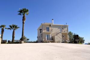 Altamira II 10 Guests Veranda Sea Views