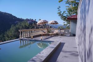 Mansaayan Villa by Aurella Hospitality-3BHK Luxury Valley View Villa in Kasauli with Private Pool, Treehouse & 70 inches Smart TV Bar Lounge