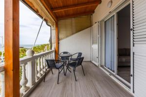 Meteora Seaview Apartment By PS