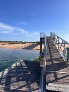 Cabanas Apartment Private Pool & Free Parking 5 min drive to beach