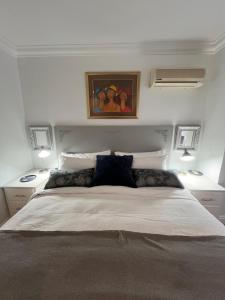 Somerset WestStay 4