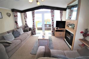 295 Caldey View