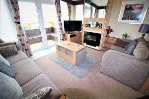 295 Caldey View