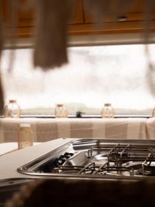 Przyczepa kempingowa-Jastarnia Maszoperia Sun4 Hel-3linia-6osób-blisko lasu