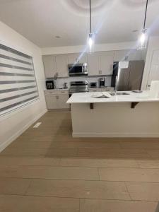 New and nice bedroom in Riverview D