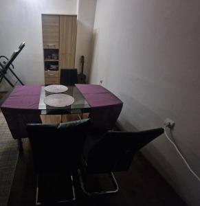 Sunny 2 Bedroom Apartment in Sofia, Hadzhi Dimitar