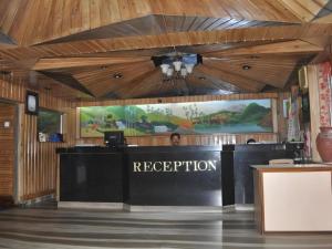 Hotel Hilltop Towers