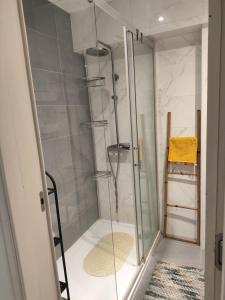 Apartment near the train station