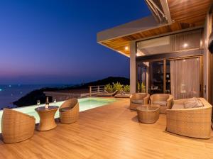 SO Infinity Sunset Sea View Villa