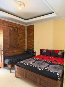 Rumah Ukhi Guest House