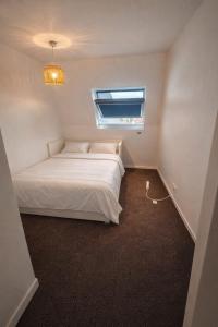 10min Paris F3 -2 bedroom- tout equipe, calme