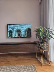 N6 Apartment