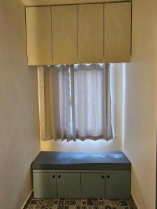 The Buddha House - Terrace & Dining Mountain Views