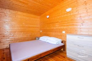 Žydroji liepsna Šventojoje