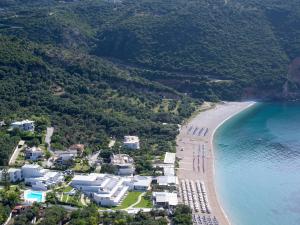 Lichnos Beach