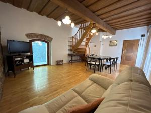 Charming Old Town Loft - Amazing location