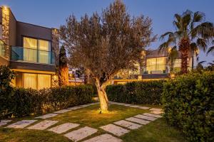 Stylish 2BR Flat in Yalıkavak Pool WiFi