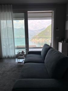 AltaLux Design and Panoramic Lake View