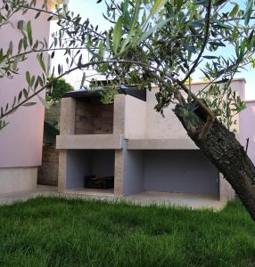 House Intacta