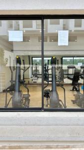 Lovely Apartment With Pool & Gym