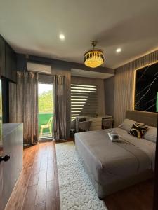 Modern 3BR Gated Townhouse Near SM Mall, Gaisano Mall, Robinson Mall & Ace Hospital