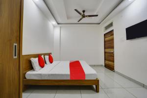 Hotel O Swastik