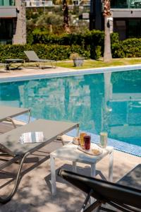 Modern 2BR Apartment with Pool Ares Yalıkavak