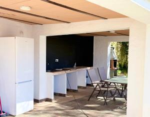 Chalet en Conil, descansa y disfruta BBQ AIRE PISCINA PARKING