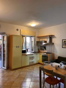 6 bed,Three bedroom apartment 100m from the sea in the heart of Tuscany