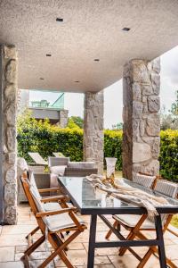 Spacious 4BR Villa wit Pool Access in Yalıkavak
