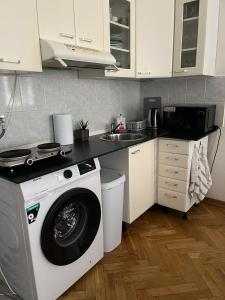 Old Town Suite Narodni AC Parking