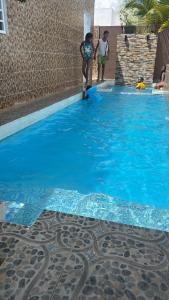 Caribbean Oasis Pool BBQ 1 Min to Beach