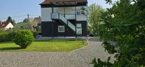 Gagarin Apartmanház