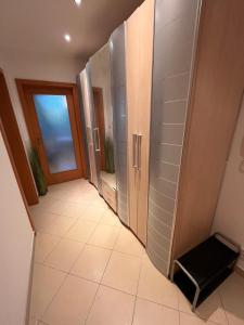 Quiet Prague 5 Apartment Park View & Free Parking