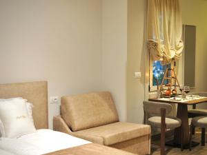 Fleeville Kozi Apartment 1