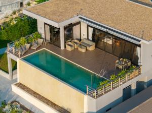 SO Infinity Sunset Sea View Villa