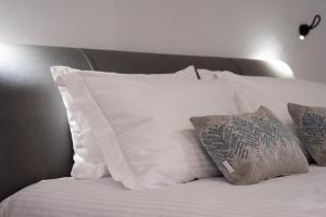 Τzegia Suites