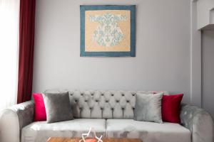 Bright Apart Hotel