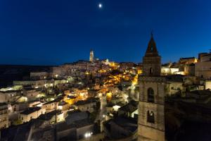 Via Sette Dolori, 39, Accesso da Via Fiorentini - Rione Sasso Barisano, 75100 Matera MT, Italy.