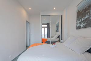 Sea View, Mala Beach, Quiet and Bright 2-Room Apartment - Taj Mahal